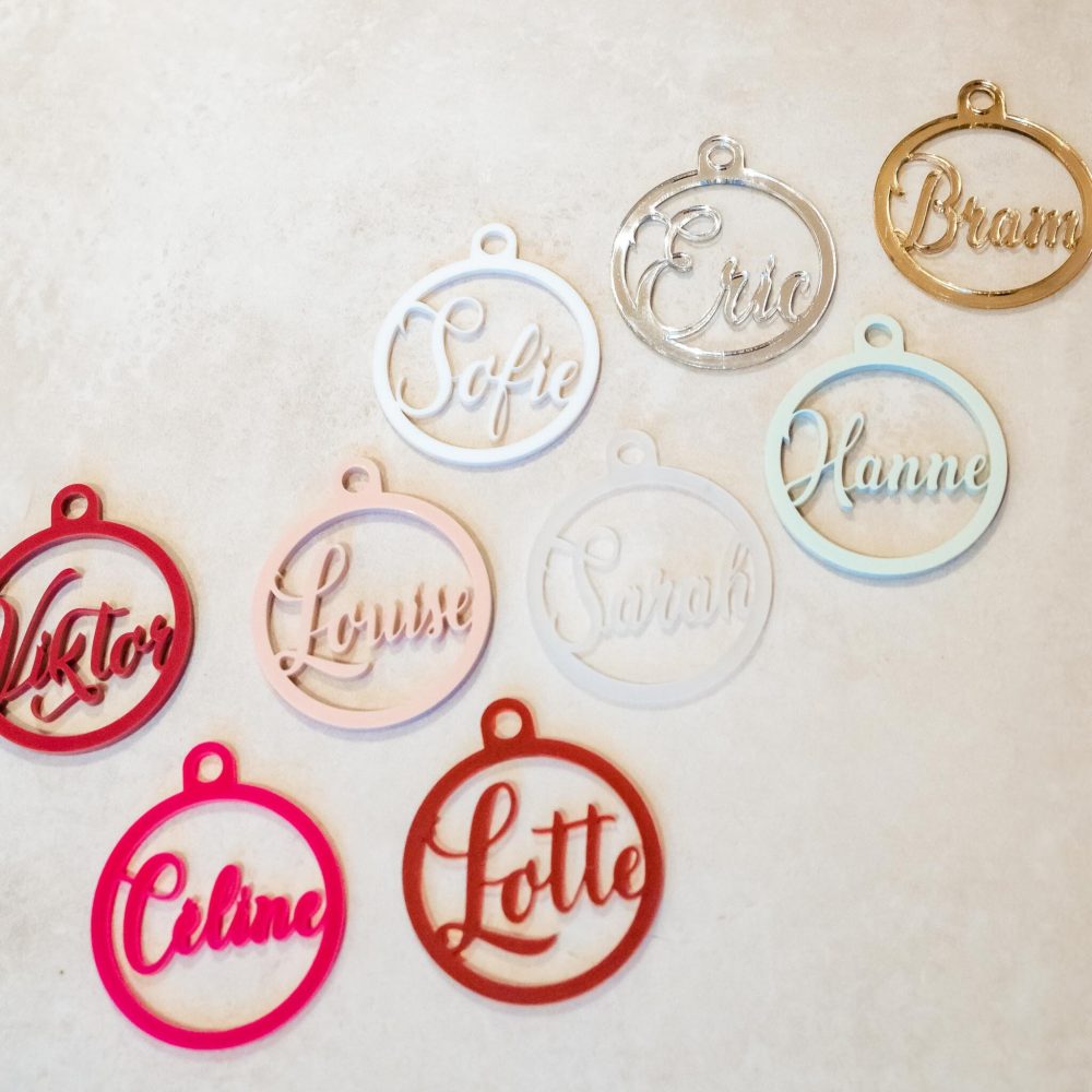 Plexi acryl kerstbal met naam