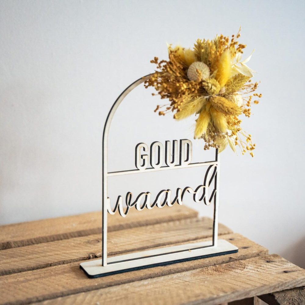 BTLC - Boogje met droogbloemen - GOUD Waard - cadeau