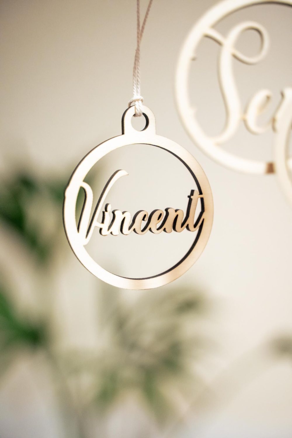 Houten kerstbal met naam