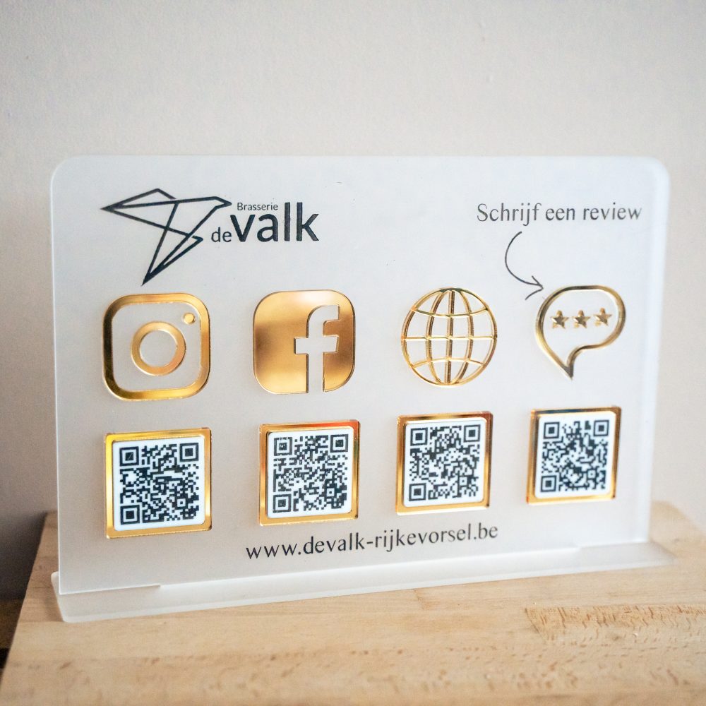 20240221 - BTLC - Social media sign met QR codes Social media sign qr code business plexi acryl review
